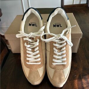 Madewell Beige and Tan Lace-Up Sneakers with Navy Heel